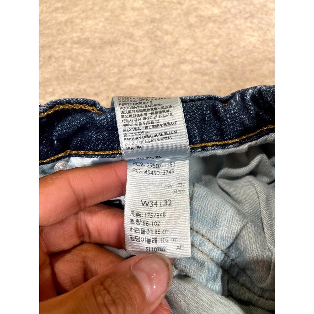 Levi's 502 Taper Fit Jeans Mens 34x32 Blue Whiskering Denim Medium Wash Mid Rise - Picture 6 of 16